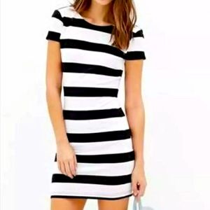 F21 dress mini black and white striped